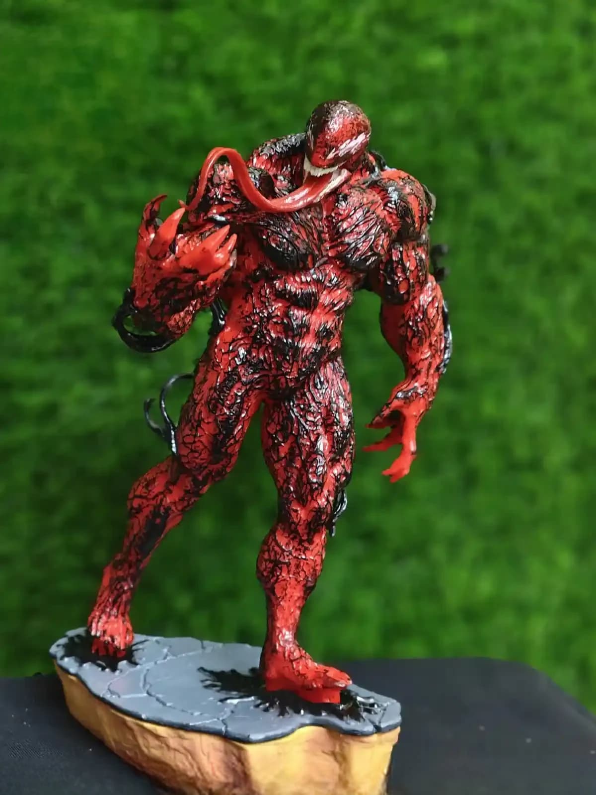 Red Venom (Carnage) Full-Metal Bust Statue – OtakuIsland Exclusive