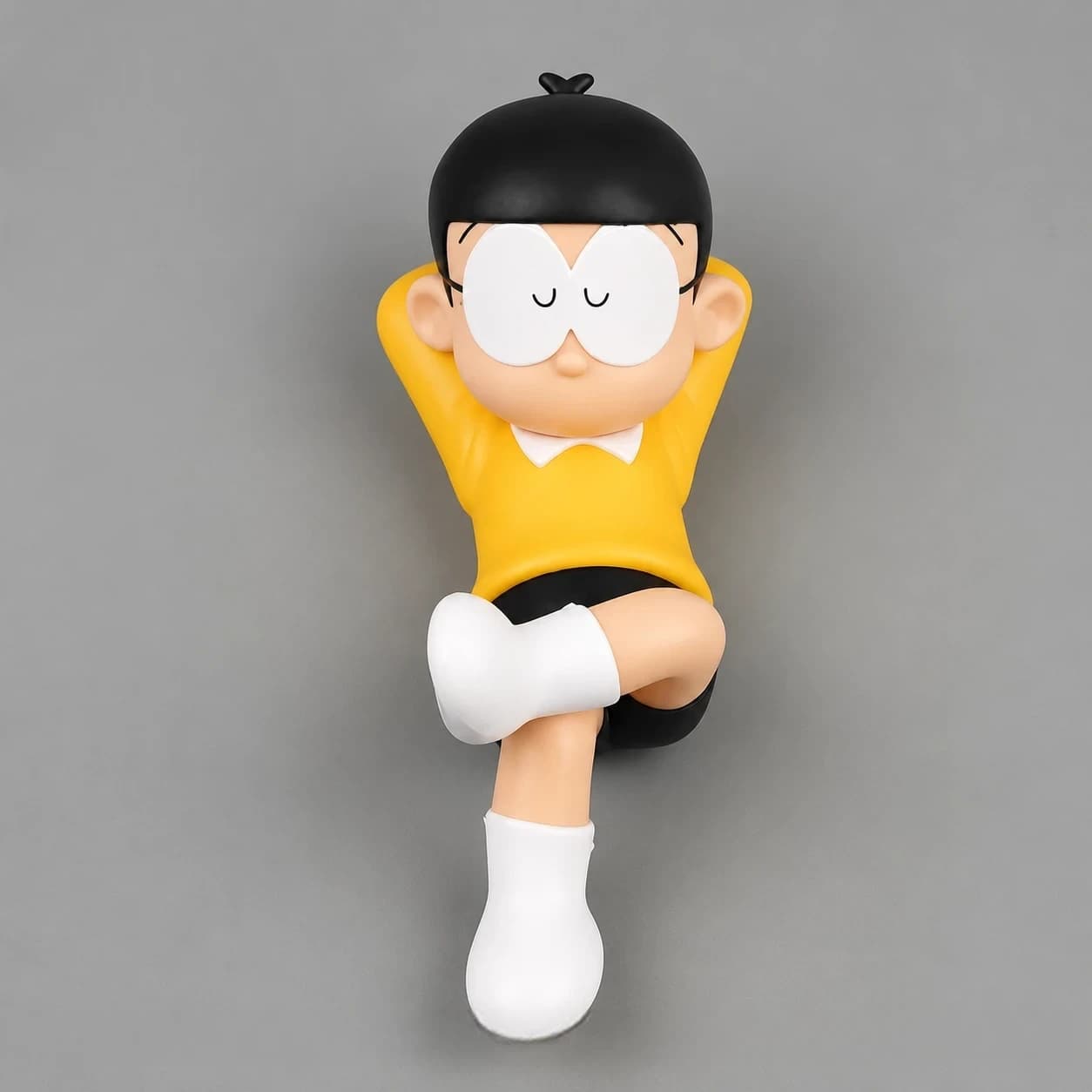 Snooze Nobita Figure (10 cm)
